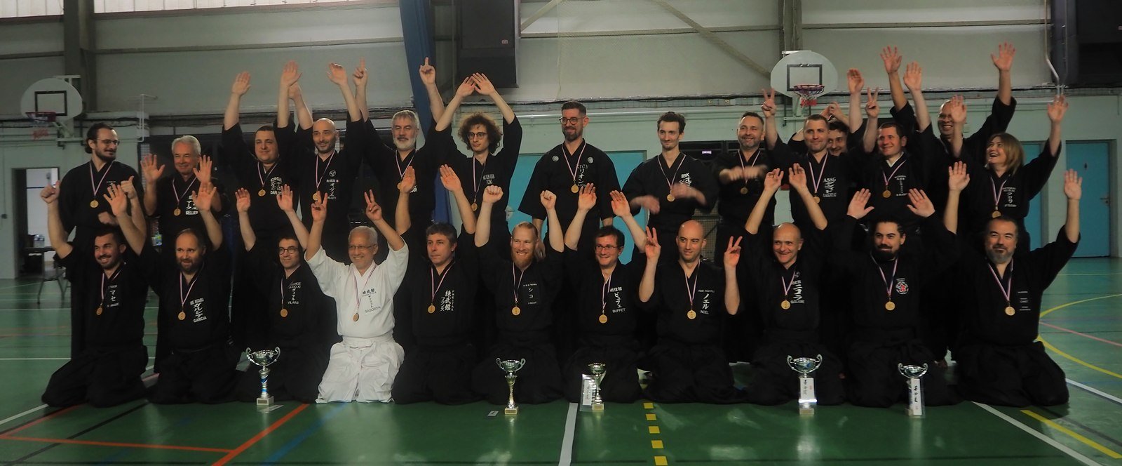 Le groupe Iaïdo du CYAM Yerres, podium en comp&eacute;tition